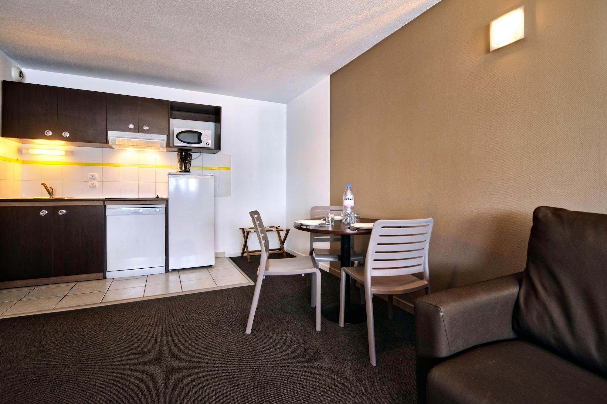 Comfort Aparthotel Les Hauts D'อานซี ภายนอก รูปภาพ